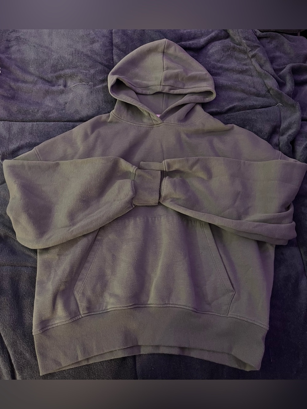Hooded Sweatshirt - Classic Pullover
